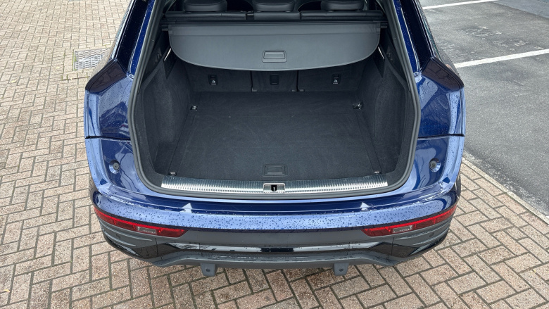 Audi Q5 40 TDI Quattro Edition 1 5dr S Tronic Diesel Estate